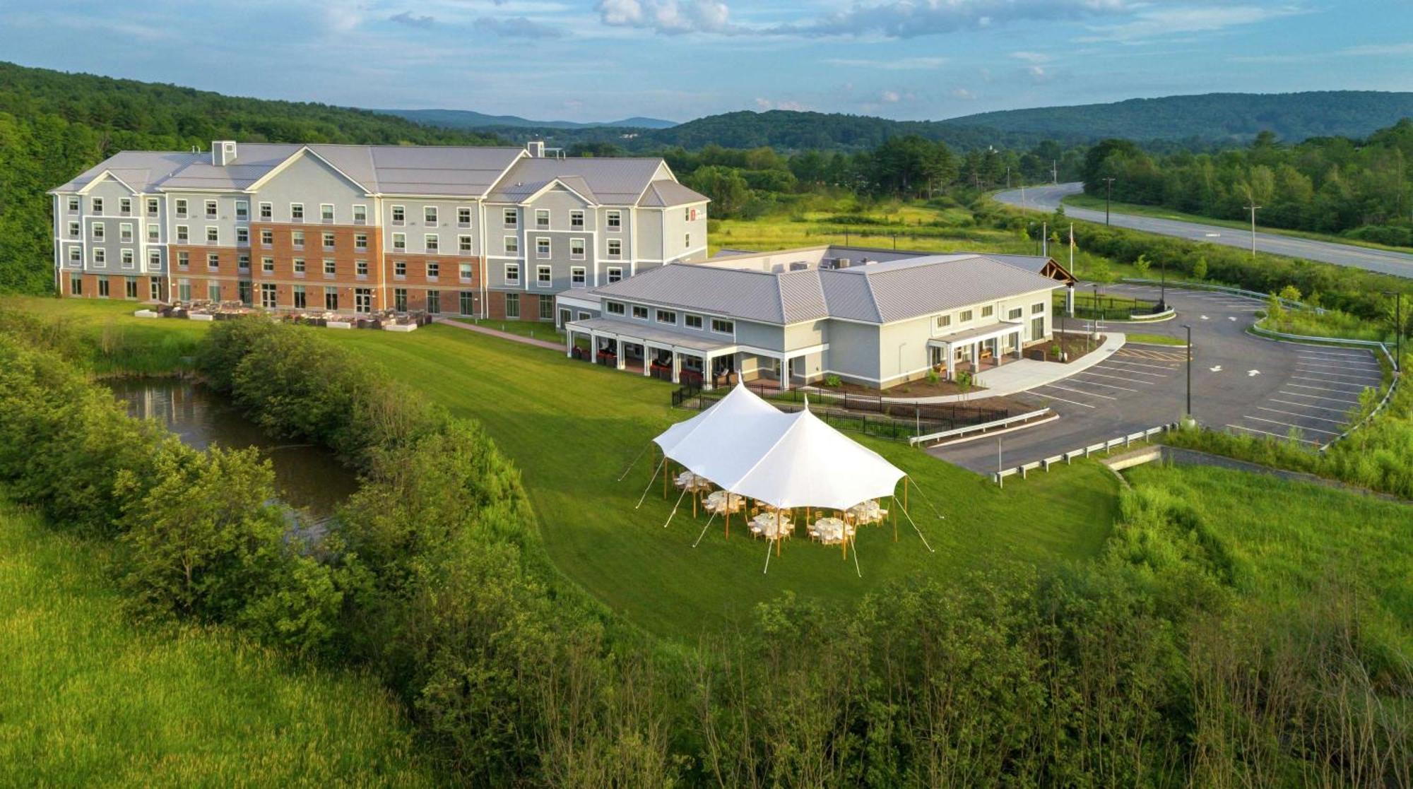 Hilton Garden Inn Hanover Лебанон Экстерьер фото